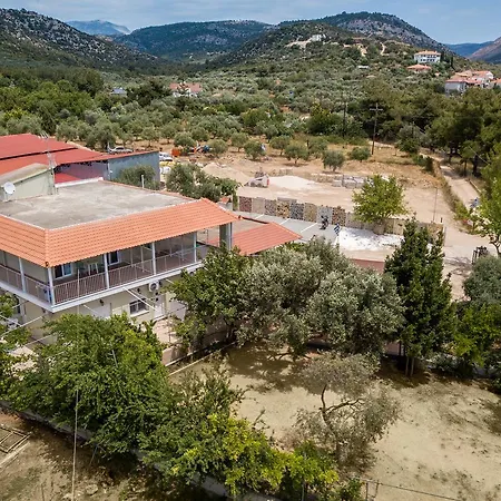 Dimitris Apartment